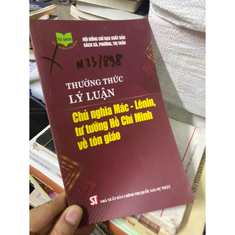 Sách Thường thức lý luận: Chủ nghĩa Mác - Lênin, tư tưởng Hồ Chí Minh về tôn giáo 310657