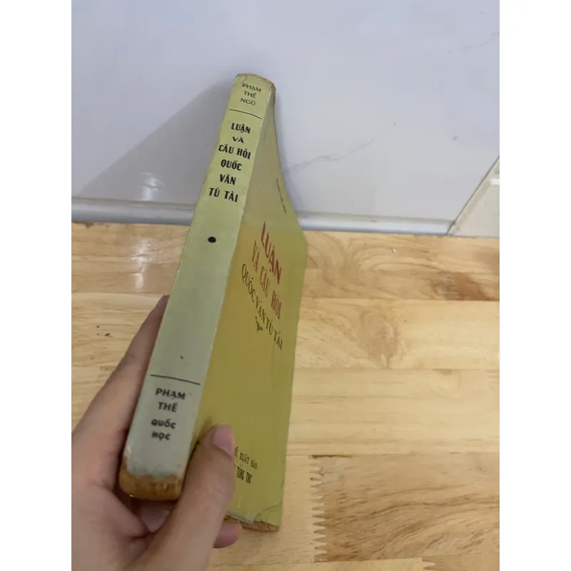  Luận và câu Hỏi (Sách in năm 1968) 590281