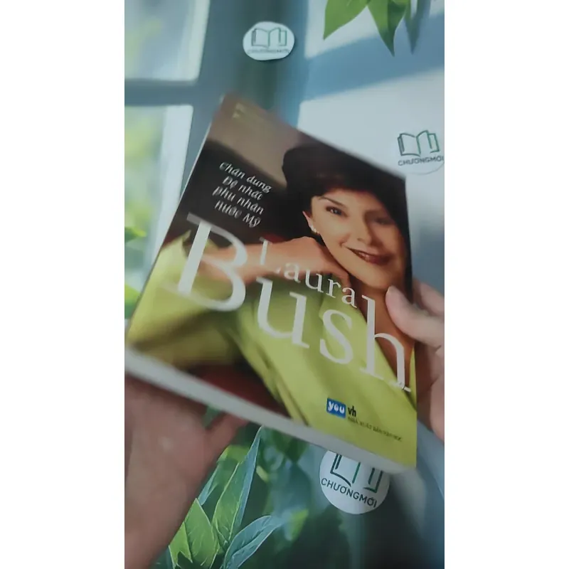 Laura Bush - Chân Dung Đệ Nhất Phu Nhân Nước Mỹ - Ronald Kessler 1018921