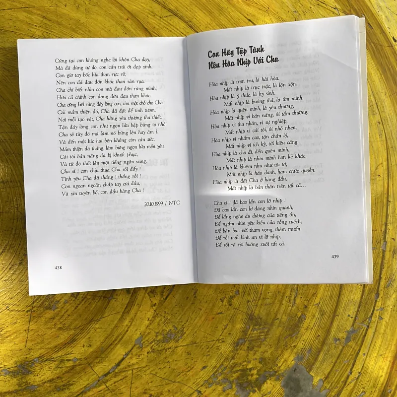 COMBO VÌ SAO CHÚNG TA TIN? & TIẾNG THÌ THẦM VÀ LỜI ĐÁP TRẢ 998186