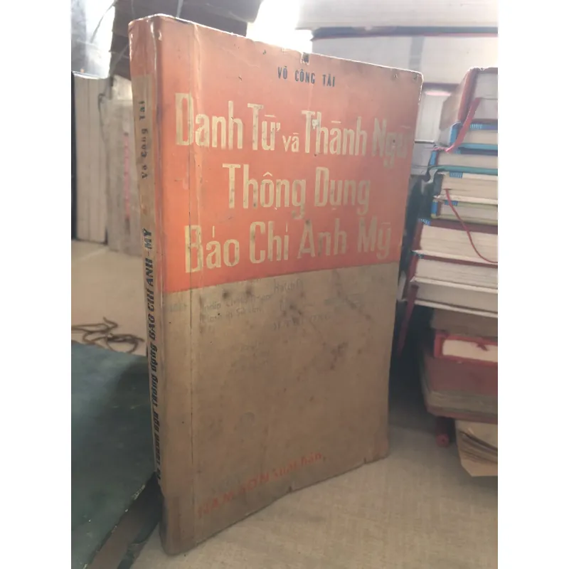 Danh từ và thành ngữ thông dụng báo chí Anh Mỹ 1001018