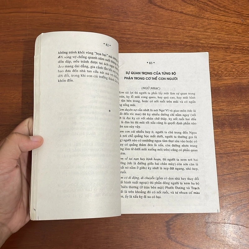 II Sách Tử Vi: Tử Vi Tướng Pháp Trọn Đời (Cẩm Nang Xem Tướng) - Bửu Sơn 519777