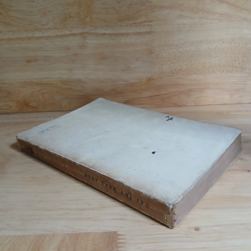 Thơ Sưu Tập - Bài Thơ Báng Súng (Xb 1974) 470524