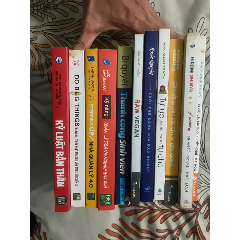 Giảm 60-80% giá bìa - Nhắn tin mình rep giá từng cuốn ạ 754392