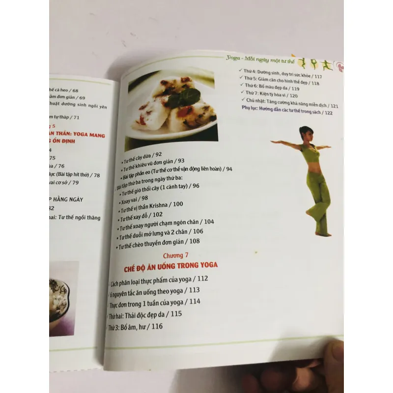 YOGA MỖI NGÀY MỘT TƯ THẾ 605307