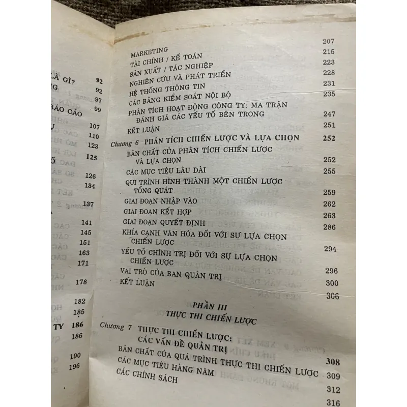 Fred R. David- Khái Luận Về Quản Trị Chiến Lược.  1000453