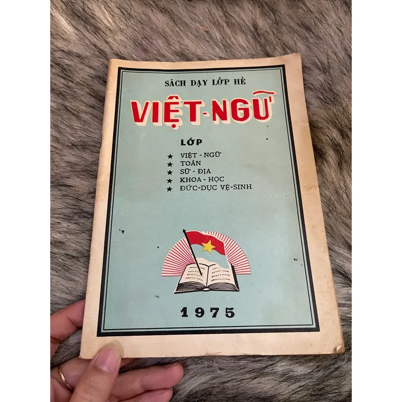 Việt Ngữ lớp 3 (sách in năm 1975) 572806
