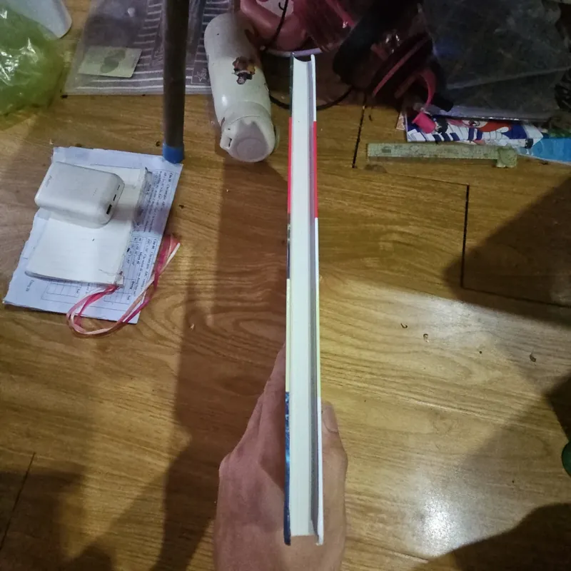 Sách truyện tranh tiếng Hàn Why? như hình (bìa cứng) 690119