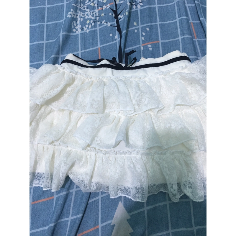 Quần áo giá hạt dẻ 455394