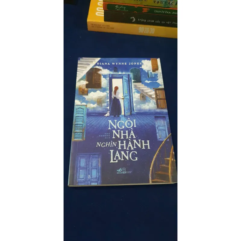Ngôi nhà nghìn hành lang - Diana Wynne Jones, mới 90% (TrieuL) 678762