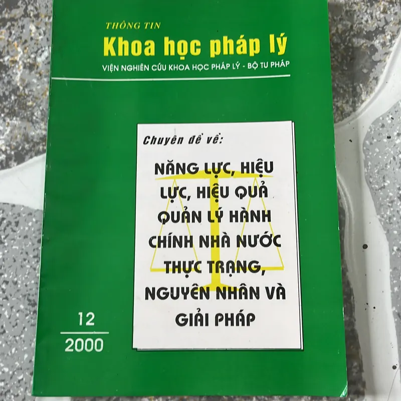 [luật - chính trị] Khoa học pháp lý - năng lực, hiệu lực, hiệu quả quản lý nhà nước 563192