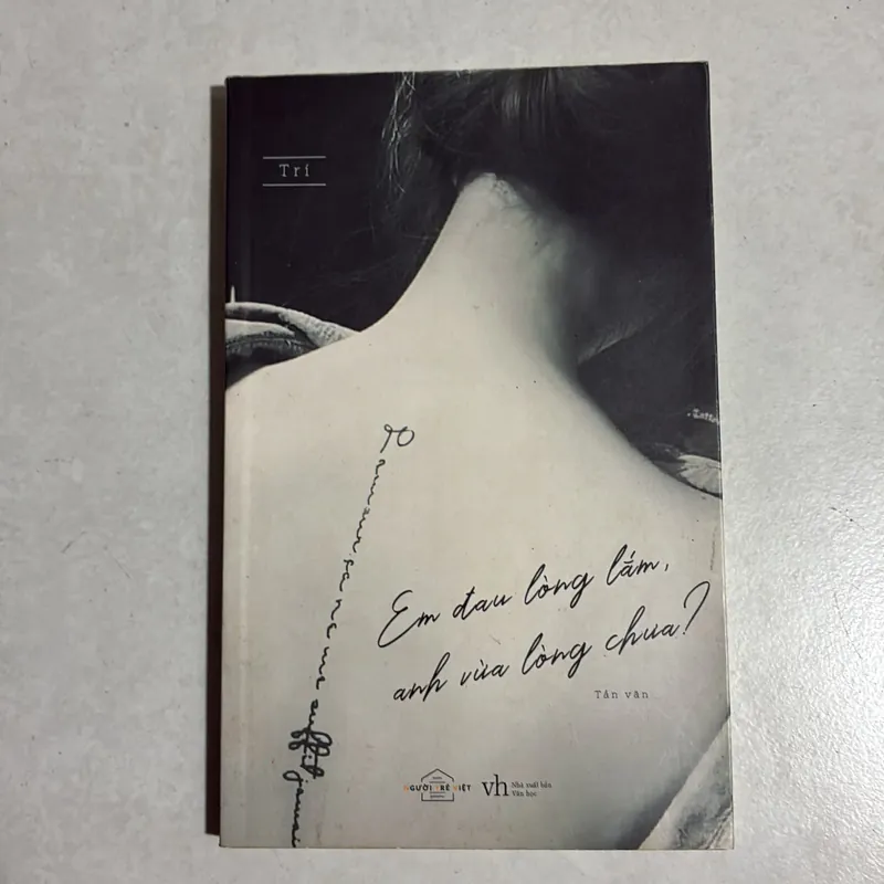 Em đau lòng lắm, anh vừa lòng chưa 689572