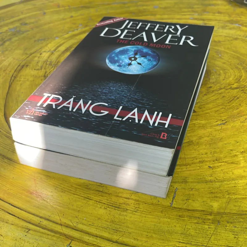 COMBO JEFFEREY DEAVER: TRĂNG LẠNH & CÁI GHẾ TRỐNG 748865