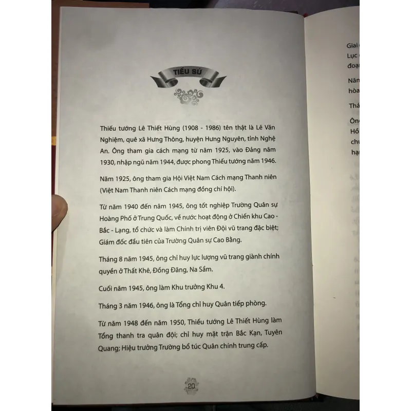 Tướng lĩnh Việt Nam thế kỷ XX qua lời kể của người thân  600394