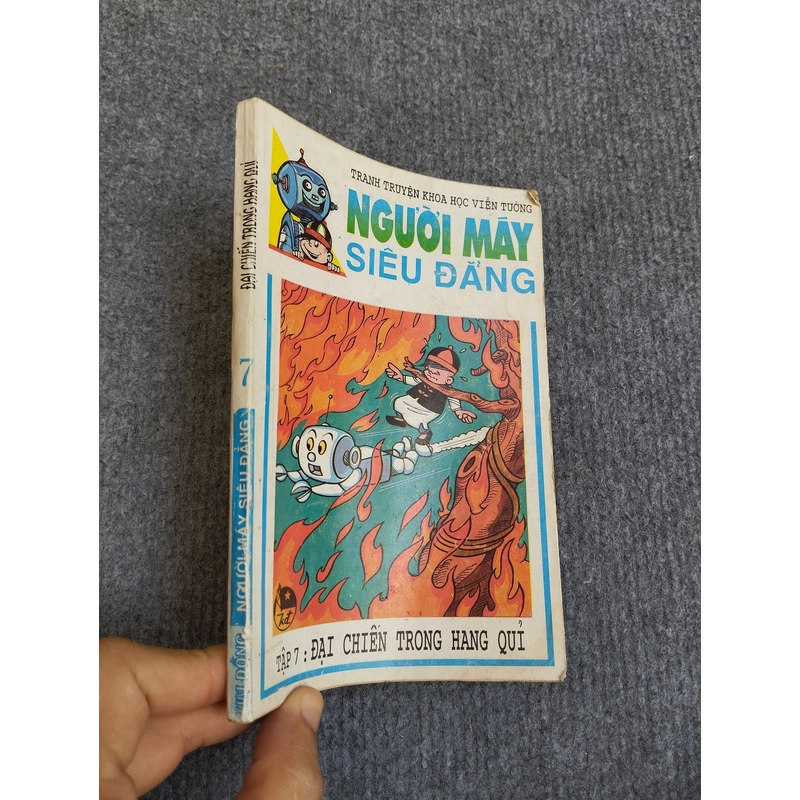 NGƯỜI MÁY SIÊU ĐẲNG TẬP 7: ĐẠI CHIẾN TRONG HANG QUỈ 517697