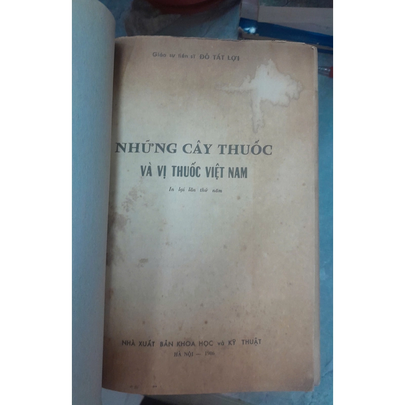 NHỮNG CÂY THUỐC VÀ VỊ THUỐC VIỆT NAM - ĐỖ TẤT LỢI 452485