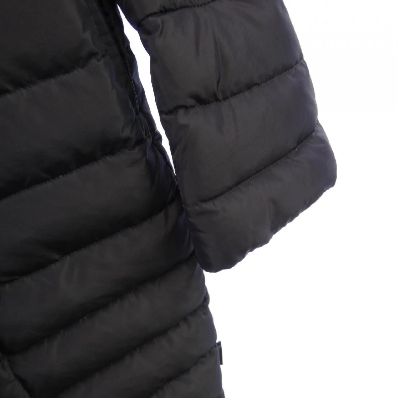 Áo khoác lông vũ MONCLER JOHANNA 629490