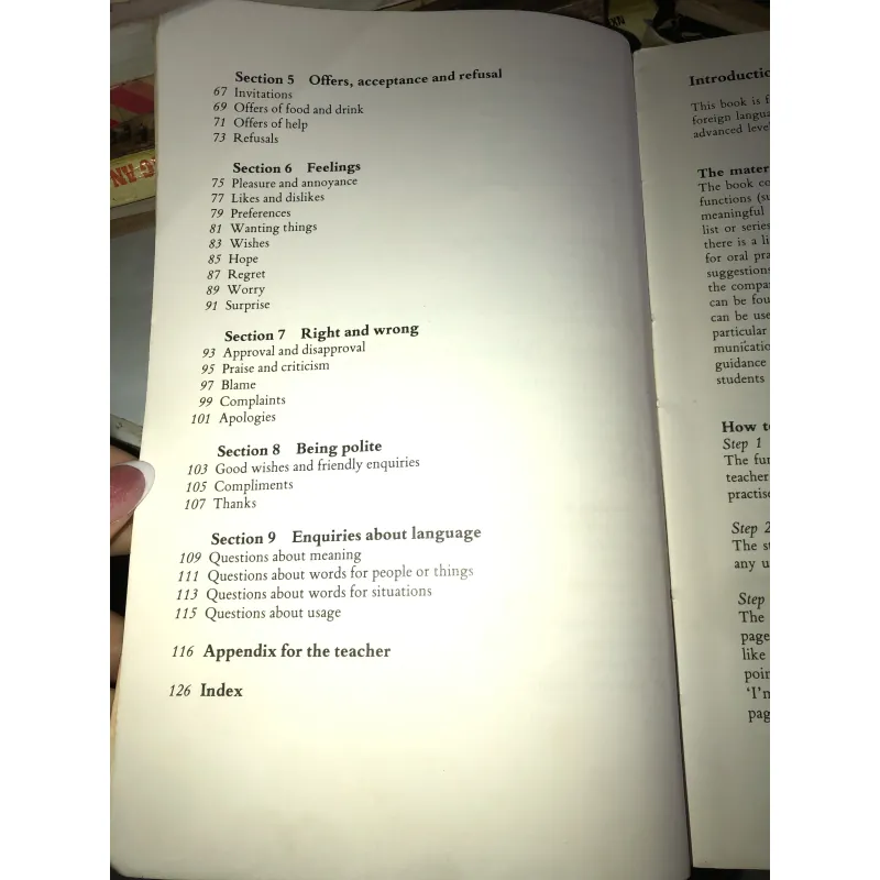 Cue for Communications - Shiona Harkess and John Eastwood 1002965