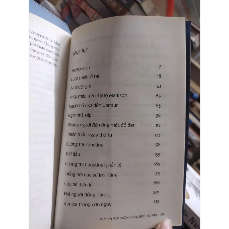 Sách: Hậu duệ thần đèn - ngày tái sinh những chiến binh đất nung - P.B Kerr (A3) 601512