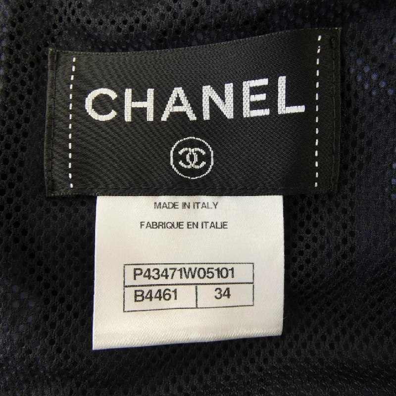 Áo khoác CHANEL - Hàng hiệu Authentic 825971