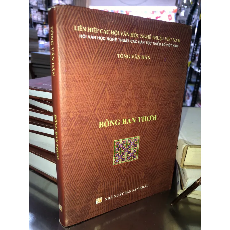 Bông ban thơm - Tòng Văn Hân 1037496