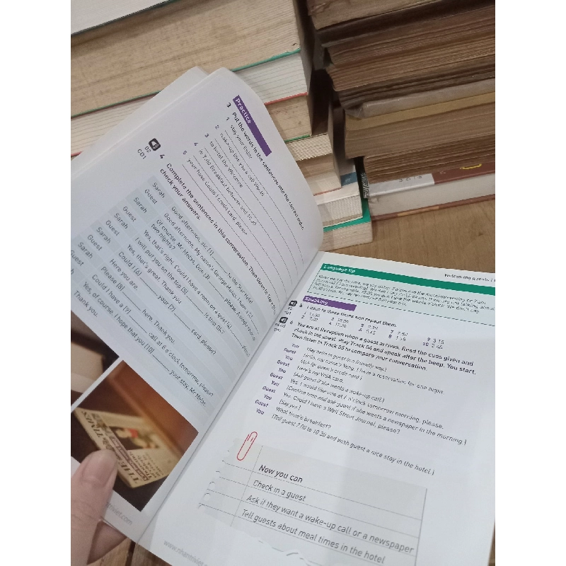 Hotel & Hospitality English - Mike Seymour 755764