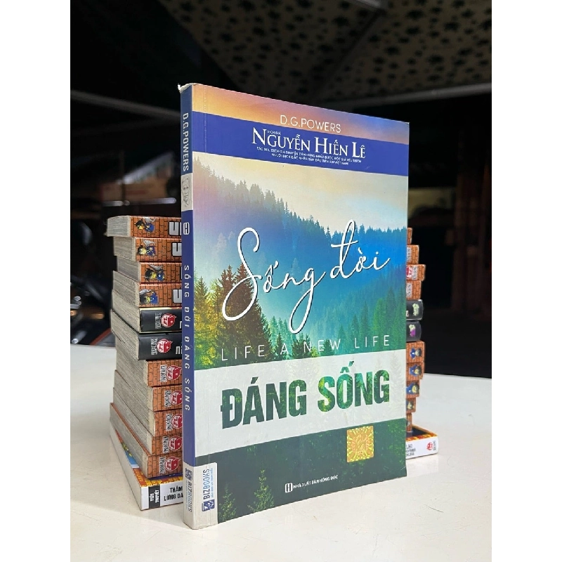 Sống đời đáng sống - Nguyễn Hiến Lê dịch 1023055