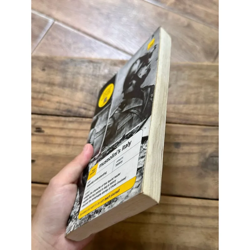 Mussolini’s Italy (Teach Yourself Series) 728383
