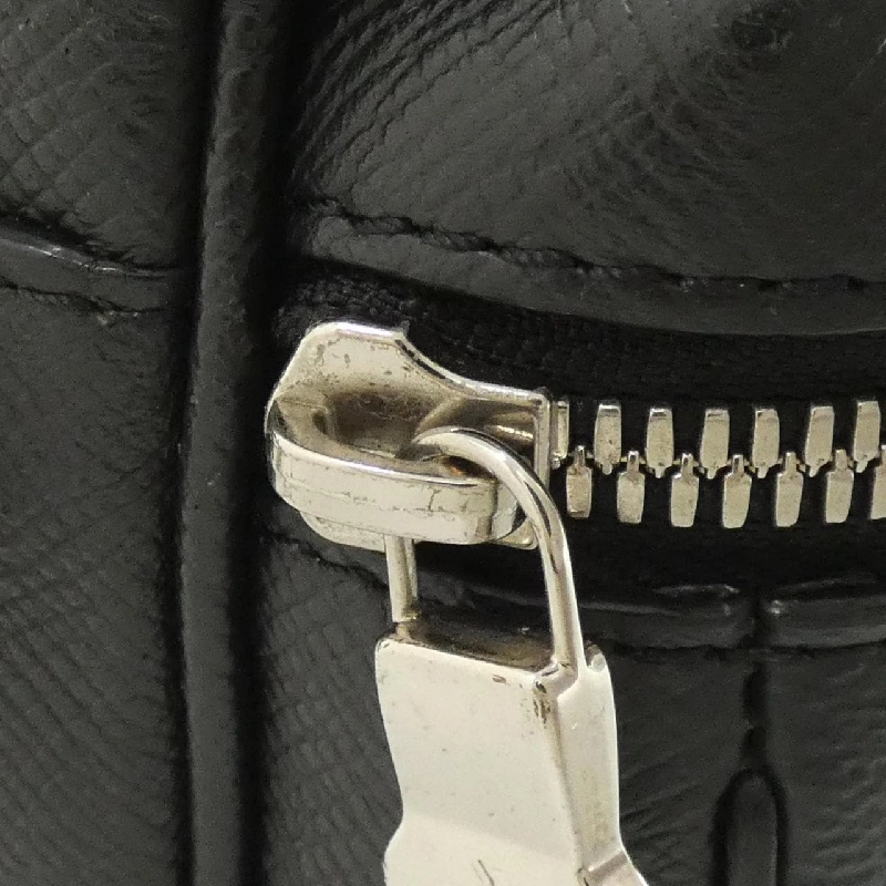 Túi đeo chéo Louis Vuitton Taiga Lama Bum Bag Outdoor M30245 612455