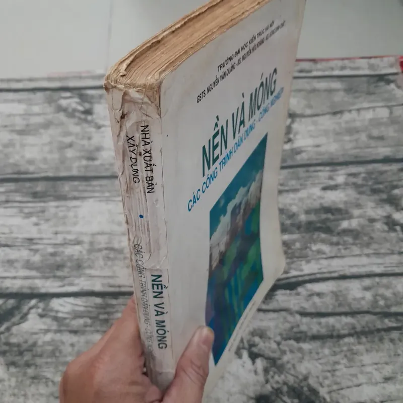 Giáo trình NỀN VÀ MÓNG. Chủ biên Giáo sư TS Ng Văn Quảng...ĐH Kiến Trúc Hà Nội. 737893