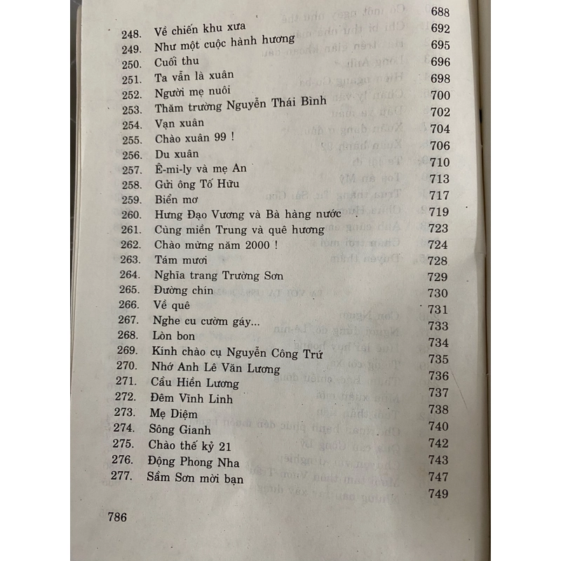 THƠ TỐ HỮU  496734