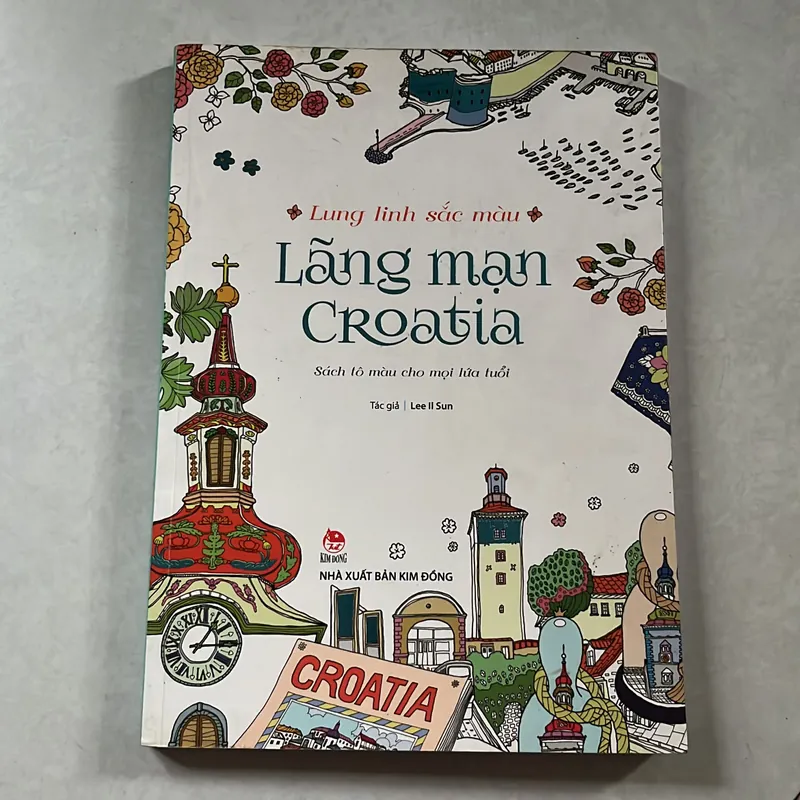 Lãng mạn Croastia (sách tô màu) 596709