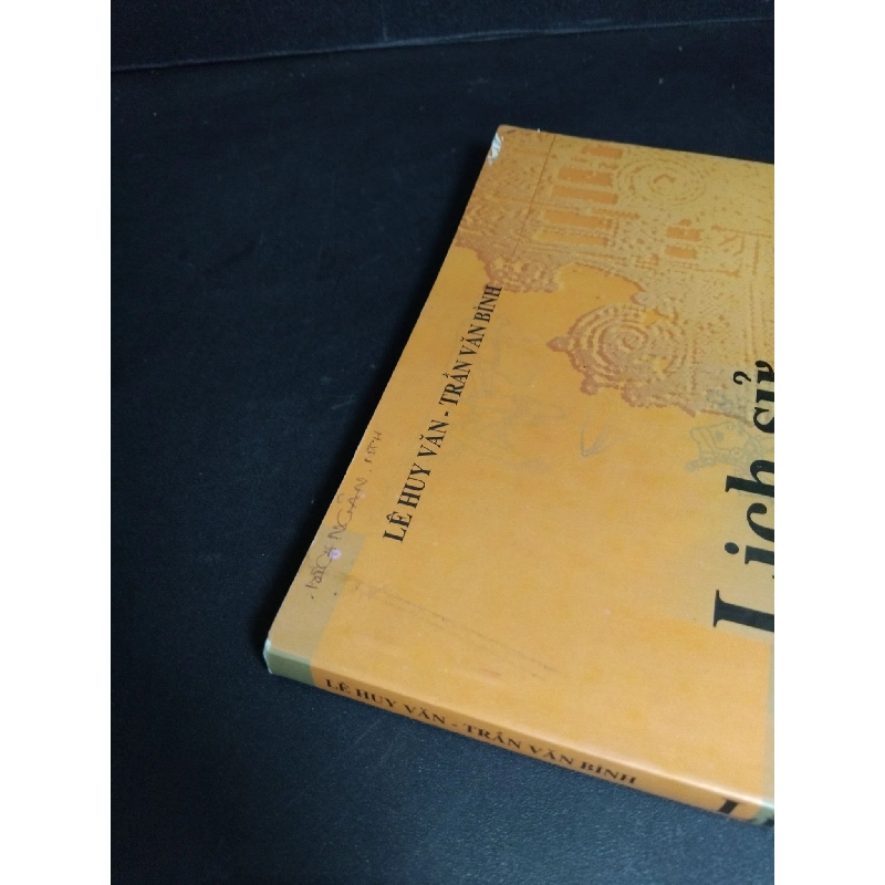 Lịch sử Design mới 80% ố, có viết lên bìa 2011 Lê Huy Văn - Trần Văn Bình HCM2103 LỊCH SỬ - CHÍNH TRỊ - TRIẾT HỌC 918669