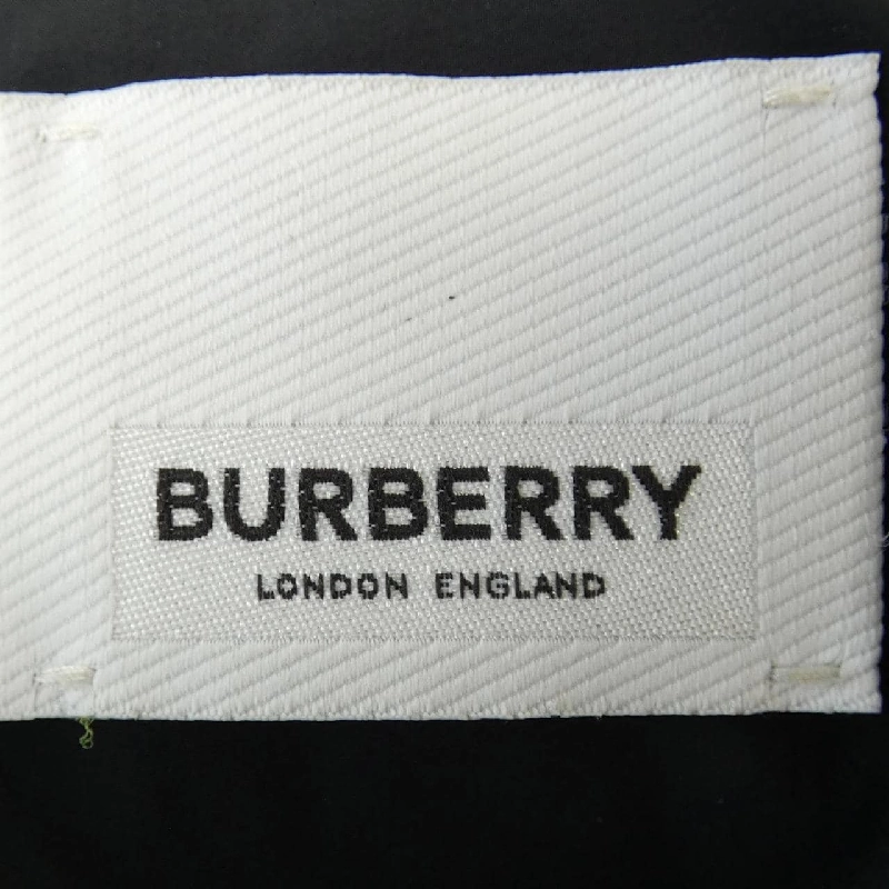 Áo khoác lông vũ BURBERRY 80186901 633967