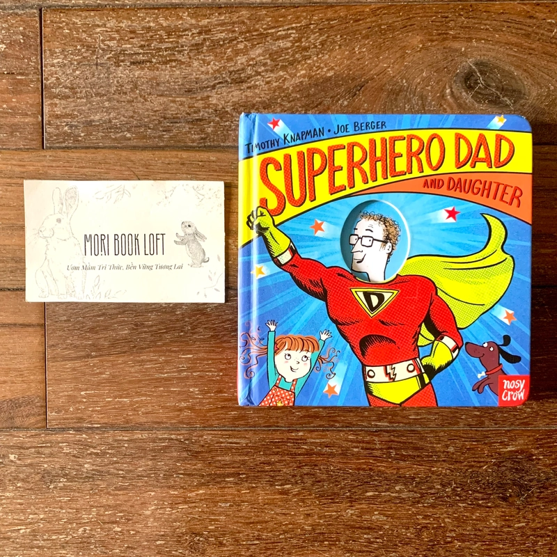 Sách ngoại văn Superhero Dad and Daughter, Board Book, Used, Bìa cứng 505953