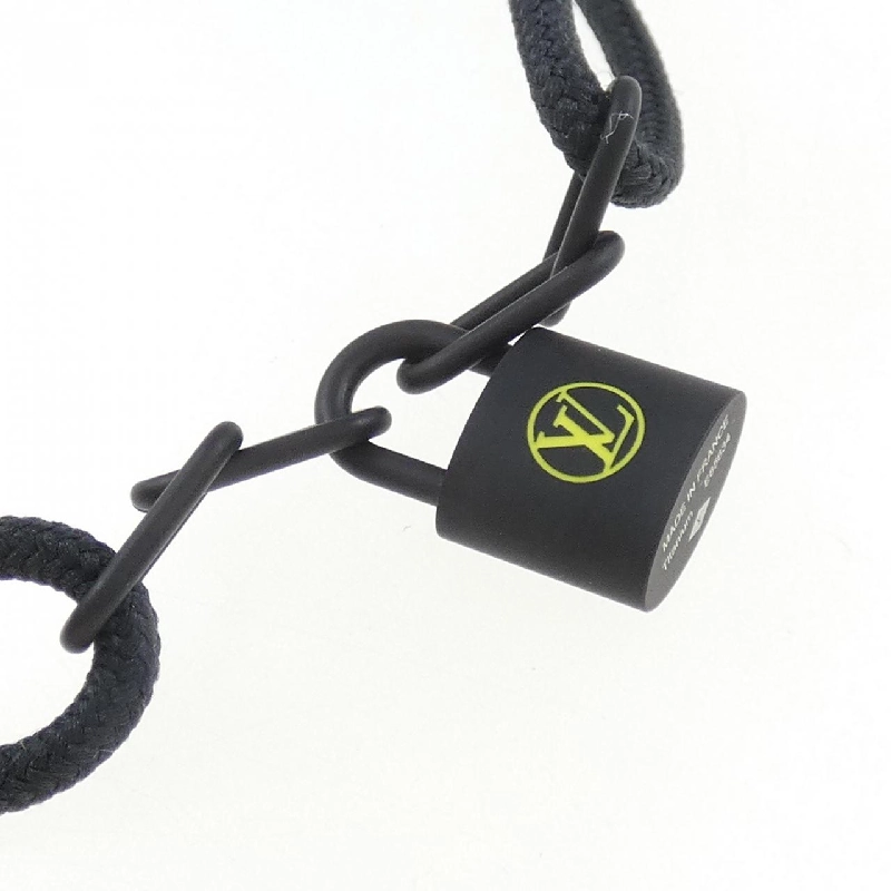 Vòng tay Louis Vuitton Lockit Virgil Abloh Đen 668332