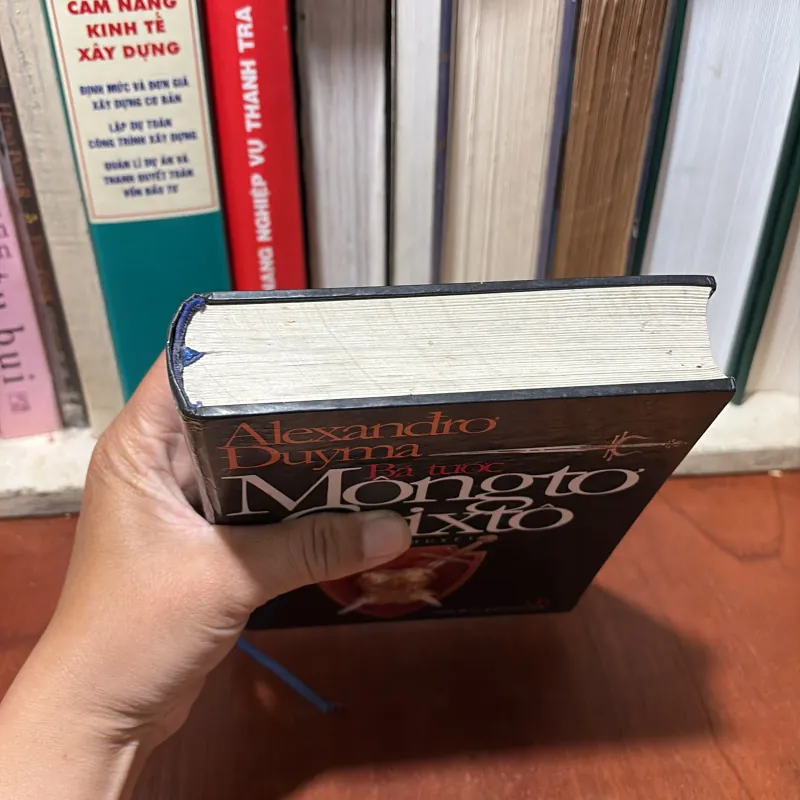 II Tiểu Thuyết: Bá Tước Môngtơ Crisxtô - ALEXANDRƠ ĐUYMA - 2004 759325