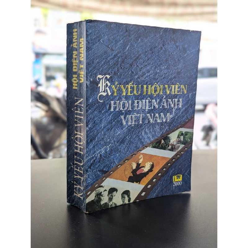 Kỷ yếu hội viên hội điện ảnh Việt Nam 355484