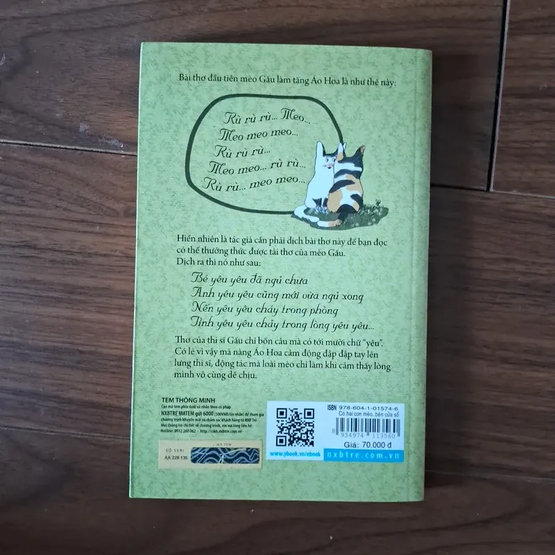 Có hai con mèo ngồi bên cửa sổ 597637