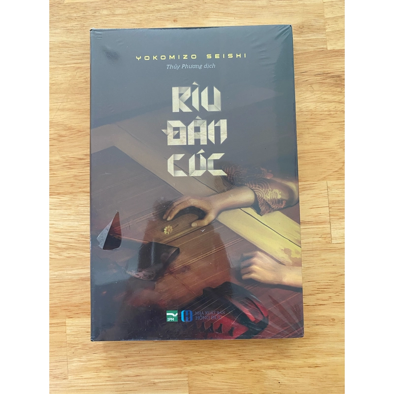 Tiểu thuyết Rìu Đàn Cúc - mới 100% 330639