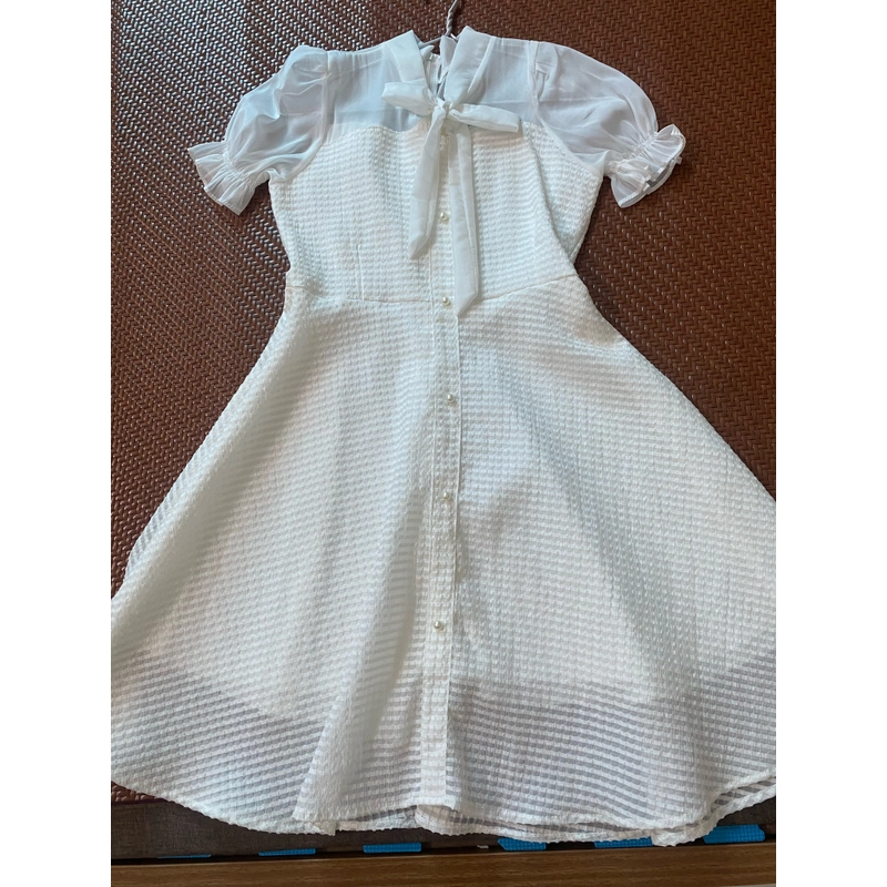Đầm trắng xinh size S váy trắng 2 lớp đẹp còn mới trắng nguyên  523472