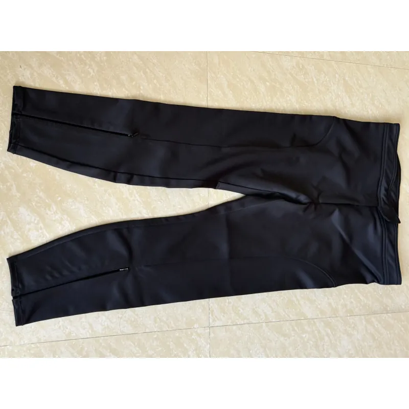 Combo 2 quần dài đen của MUJI và H&M 1025648