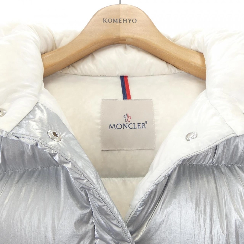 Moncler MONCLER GAOU Áo khoác lông 631695