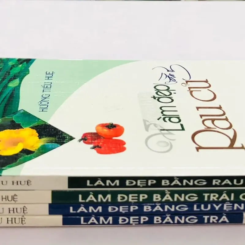 ✨ BỘ 4 CUỐN LÀM ĐẸP CỦA HƯỚNG TIỂU HUỆ ✨ 576997