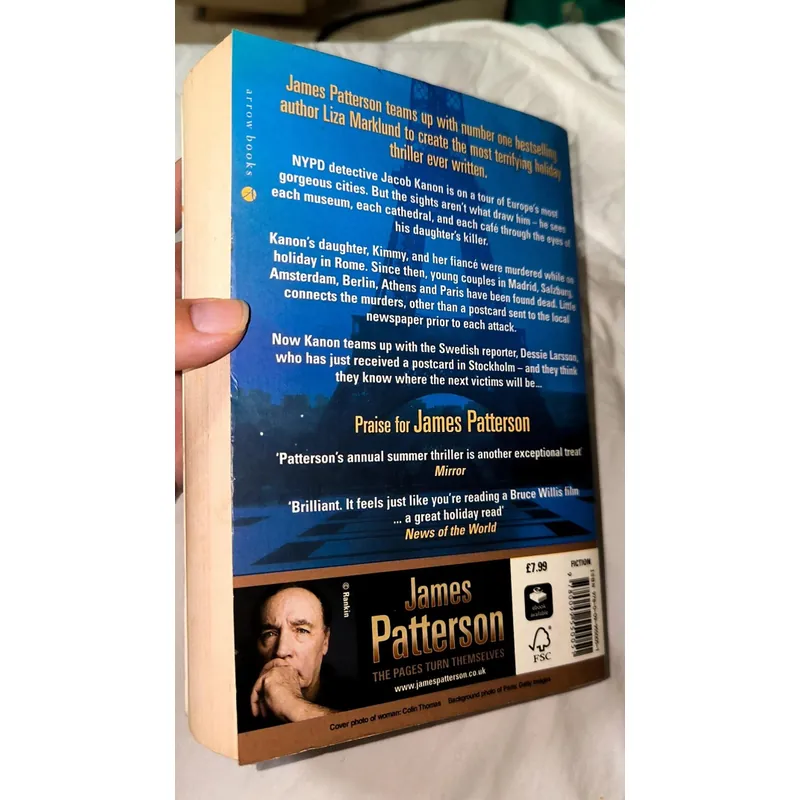 Sách tặng kèm khi khách mua bất kỳ sản phẩm nào của shop: James Patterson Postcard killers 732556