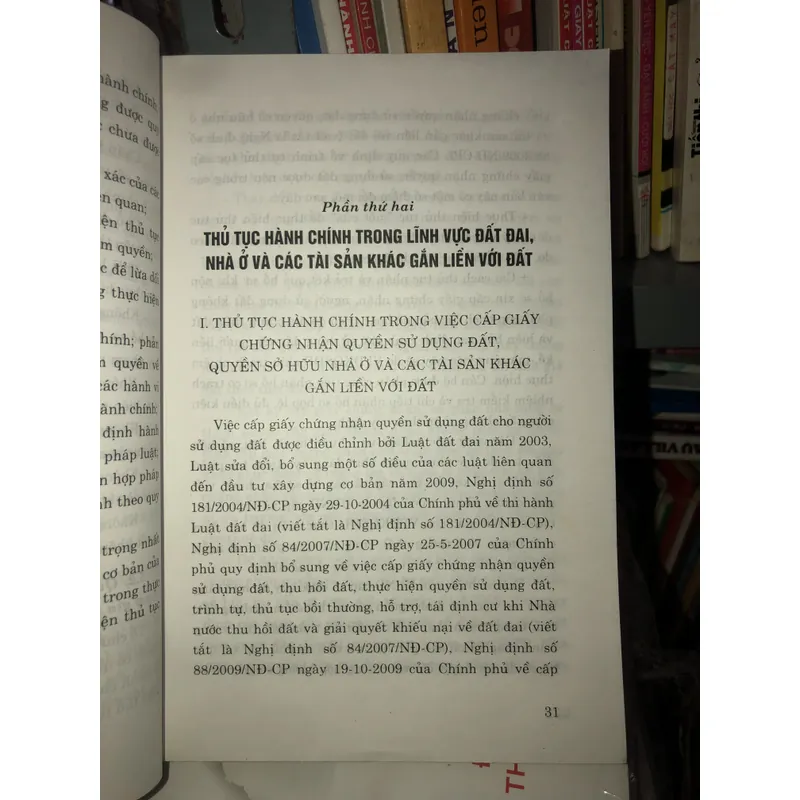 Sổ tay công tác thực hiện thủ tục hành chính trong lĩnh vực đất đai - Lê Thanh Khuyến 709726