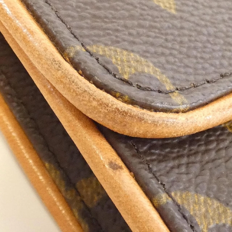 Túi đeo vai Louis Vuitton Monogram Pochette Twin GM M51852 608429