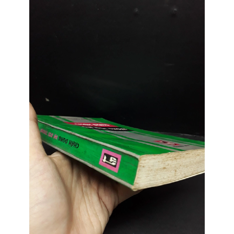 Chân dung và đối thoại mới 70% ố vàng có viết têntrang đầu 1999 HCM2809 Trần Đăng Khoa VĂN HỌC 339829