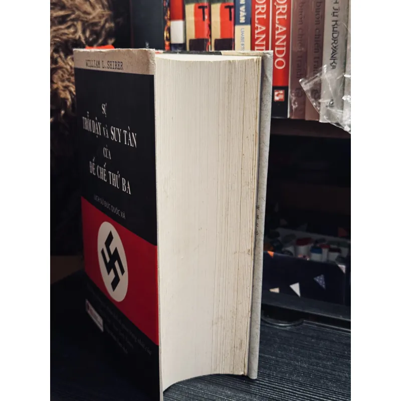 Sự trỗi dậy và suy tàn...  1025548