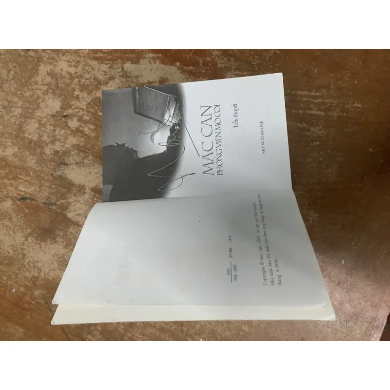 PHÓNG VIÊN MỒ CÔI - MẠC CAN 740965